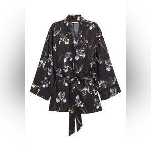 H&M Floral Kimono Style Top w/ 3/4 Length Sleeves